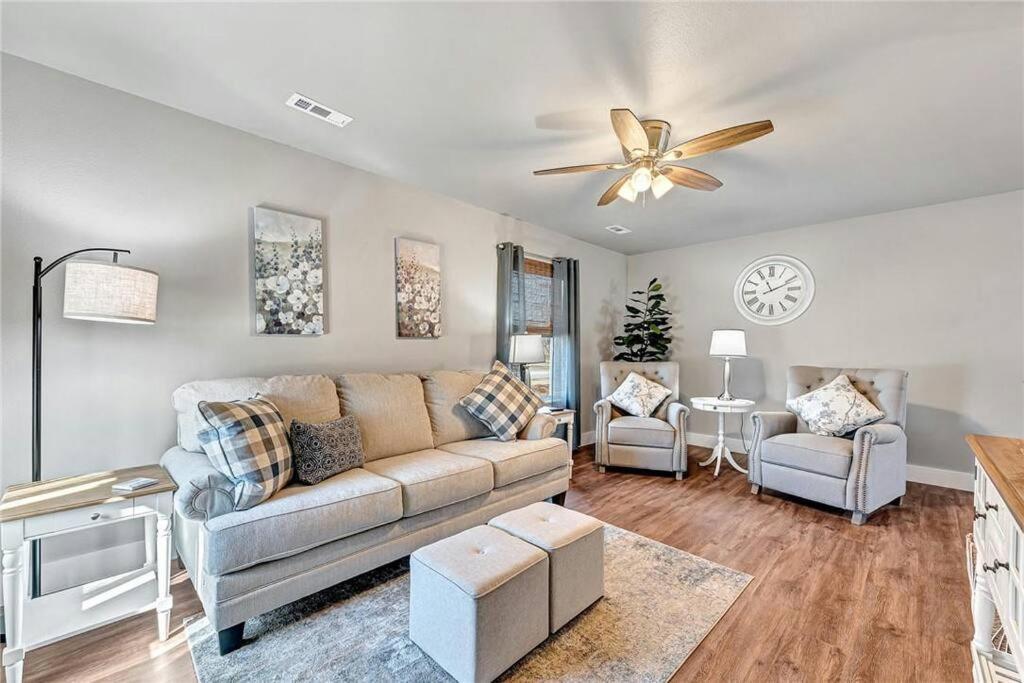 House Of Charm! Bike Trails & New Walmart Hq Βίλα Μπέντονβιλ Εξωτερικό φωτογραφία
